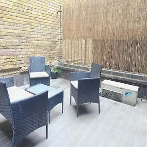Spacious 3 Bed Flat Near Liverpool Street, Spitalfields Appartement Londen