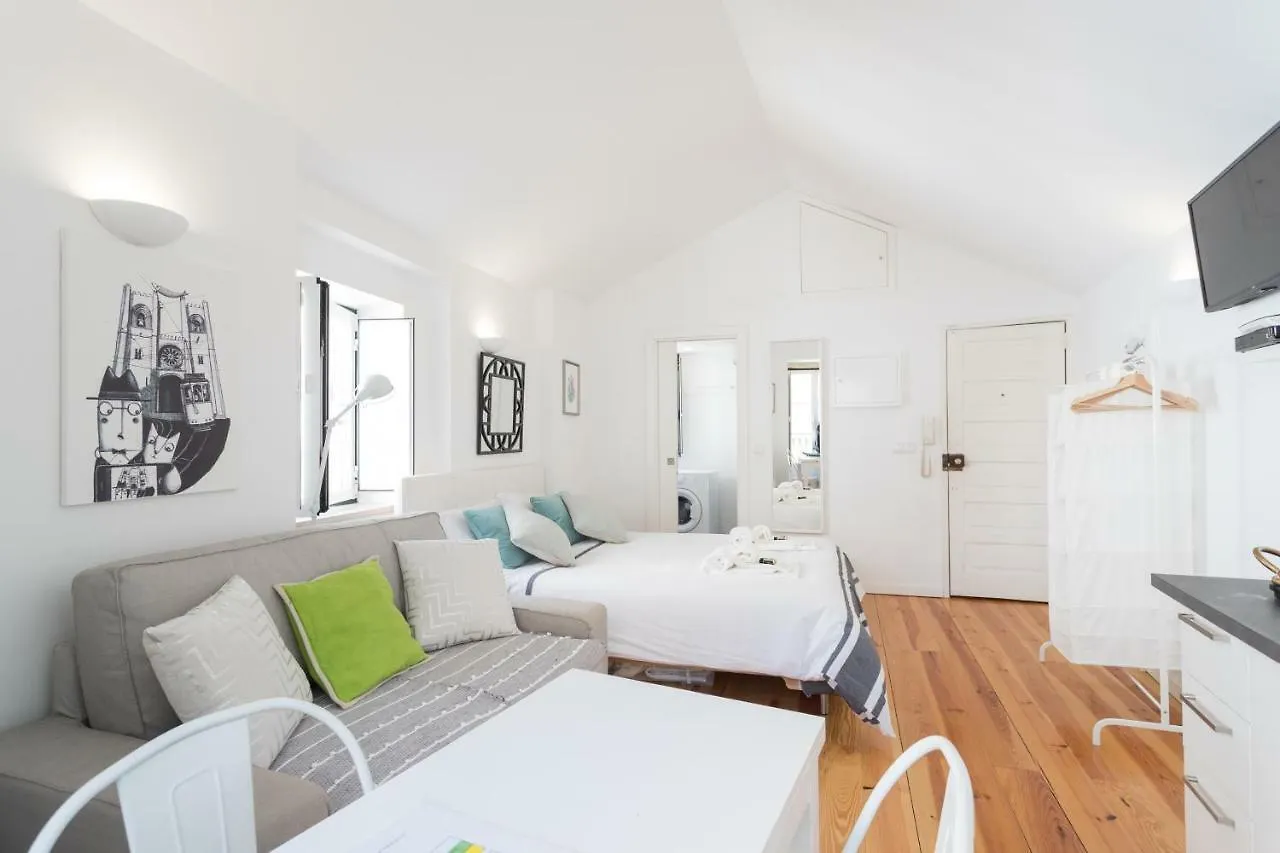 Apartments Center Alfama Lisbona