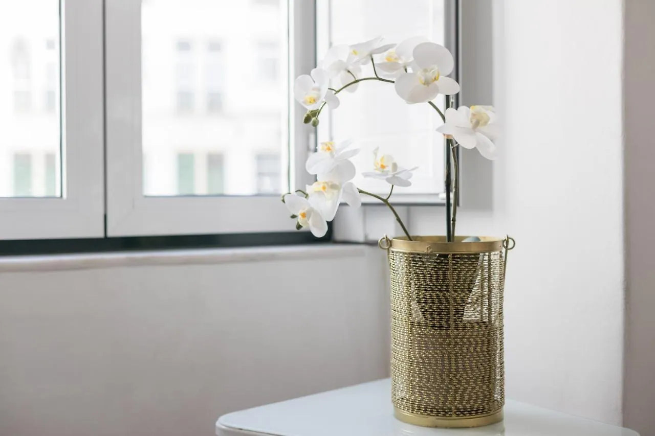 Apartments Center Alfama 리스본 0*,  포르투갈