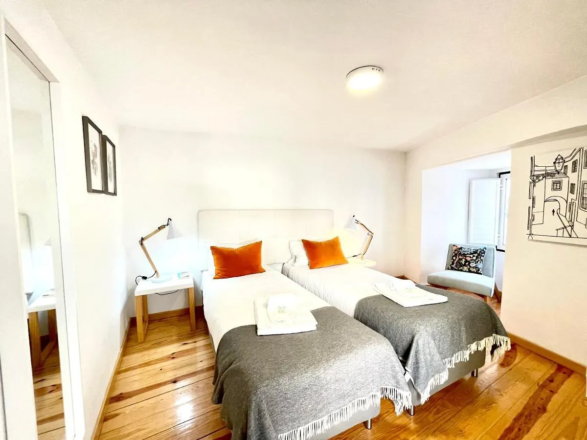 Apartments Center Alfama 리스본 0*,  포르투갈